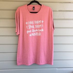 Graphic “Aunt” T-Shirt
